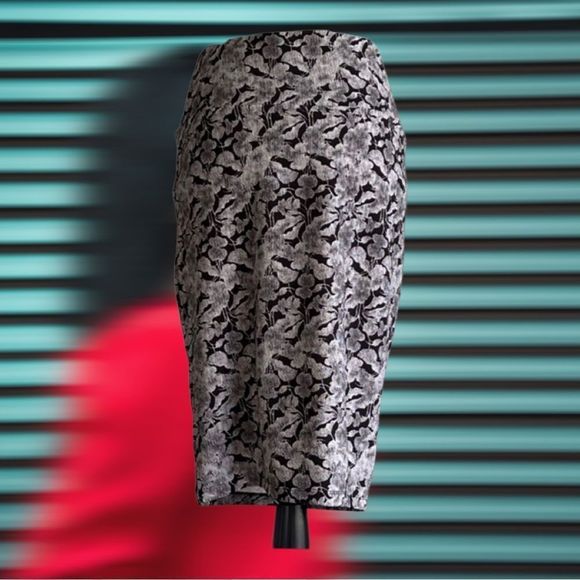 Like🆕 LULAROE pull on pencil skirt, size s - Picture 1 of 3
